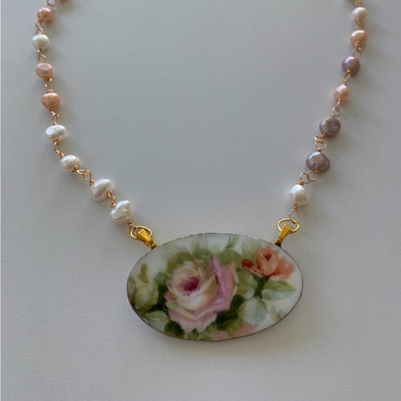 1800’s Bavarian broken china necklace with real pearl chain. - Picture 2 of 8